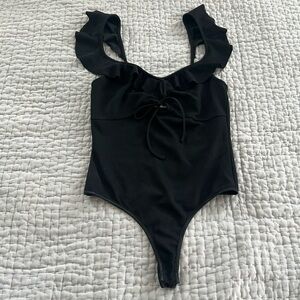 ASTR S Bodysuit - Keyhole with ruffle sleeve top